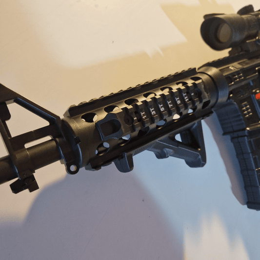 M4A1-aanval - GelBlaster elektrisch