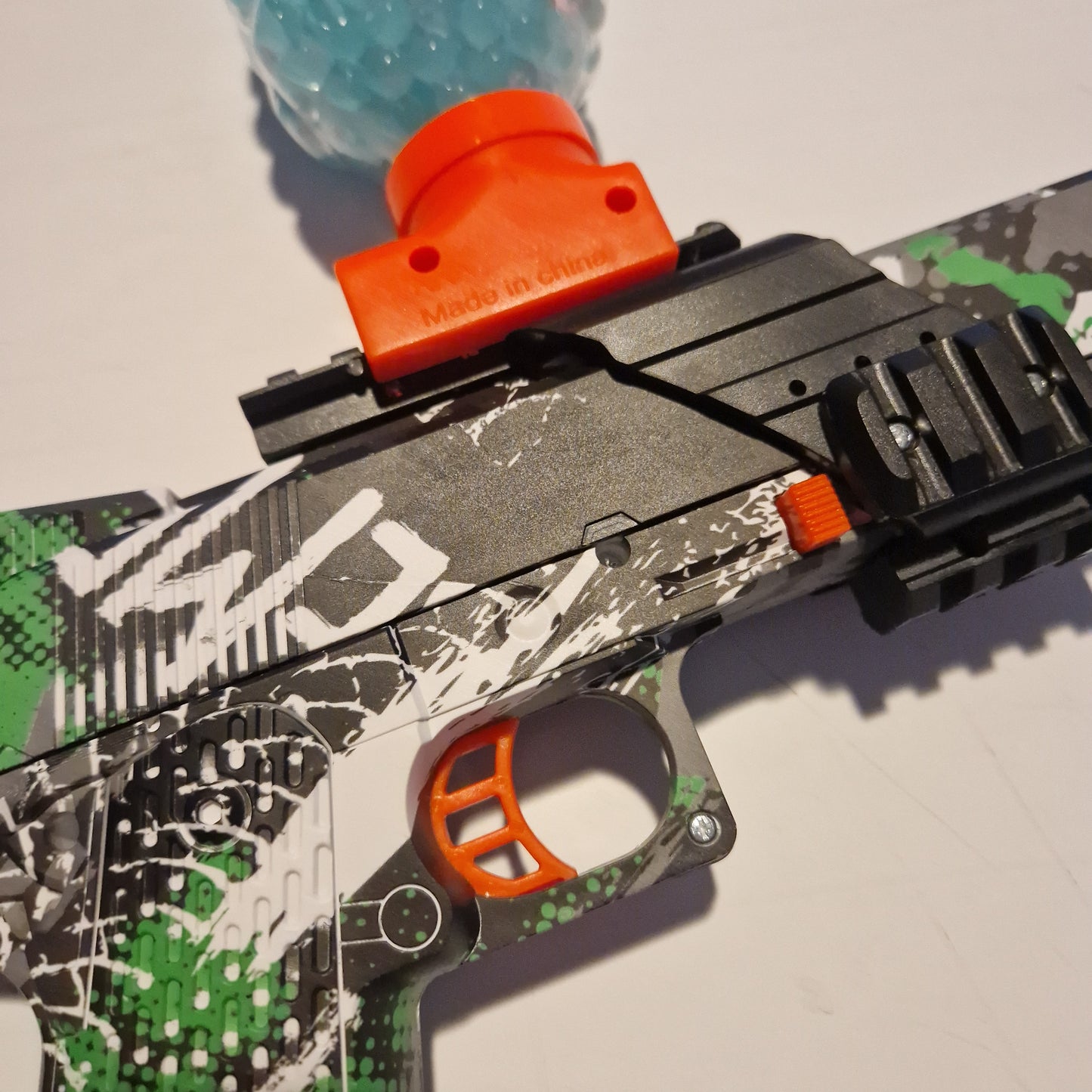 1912 – Elektrischer Gelblaster