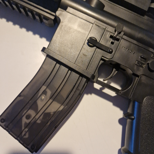 M416 – Elektrischer Gelblaster
